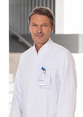 Foto: Foto Muik Primar Dr. Erich Willhuber, Leiter der Abteilung Allgemeinchirurgie und Viszeralchirurgie